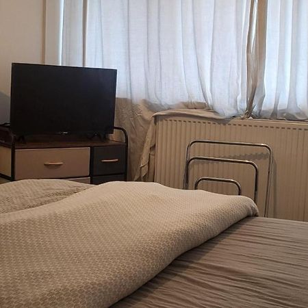 Double Room In A Cosy Flat In Tooting London Exterior photo